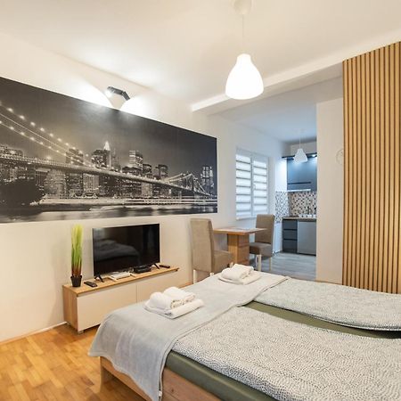 V & V Studio Apartments 2 Ni Kültér fotó
