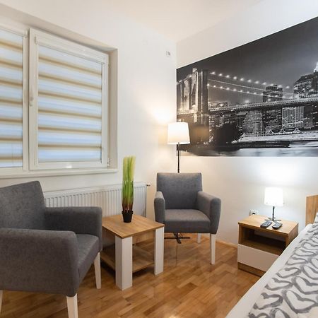 V & V Studio Apartments 2 Ni Kültér fotó