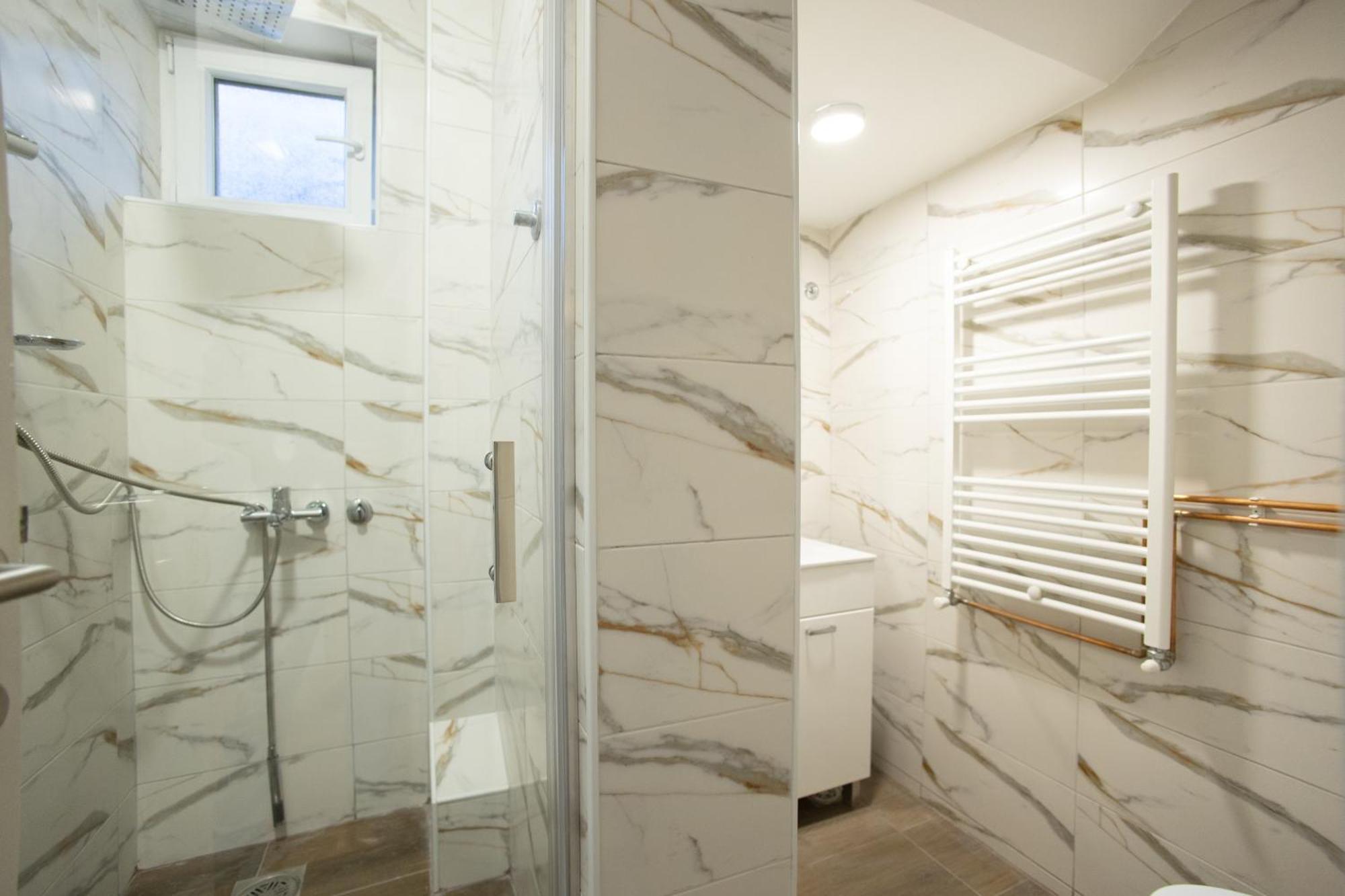 V & V Studio Apartments 2 Ni Kültér fotó